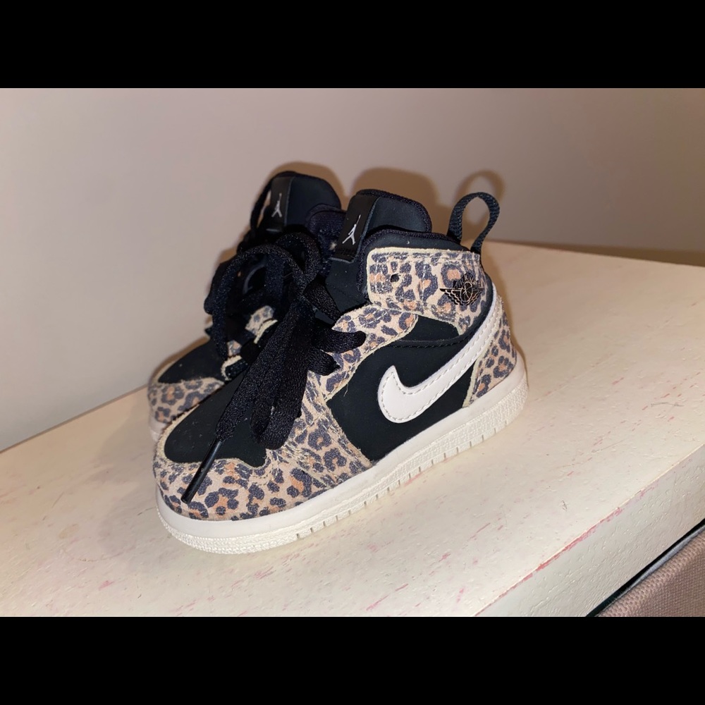 Toddler air Jordan Leopard print sneakers